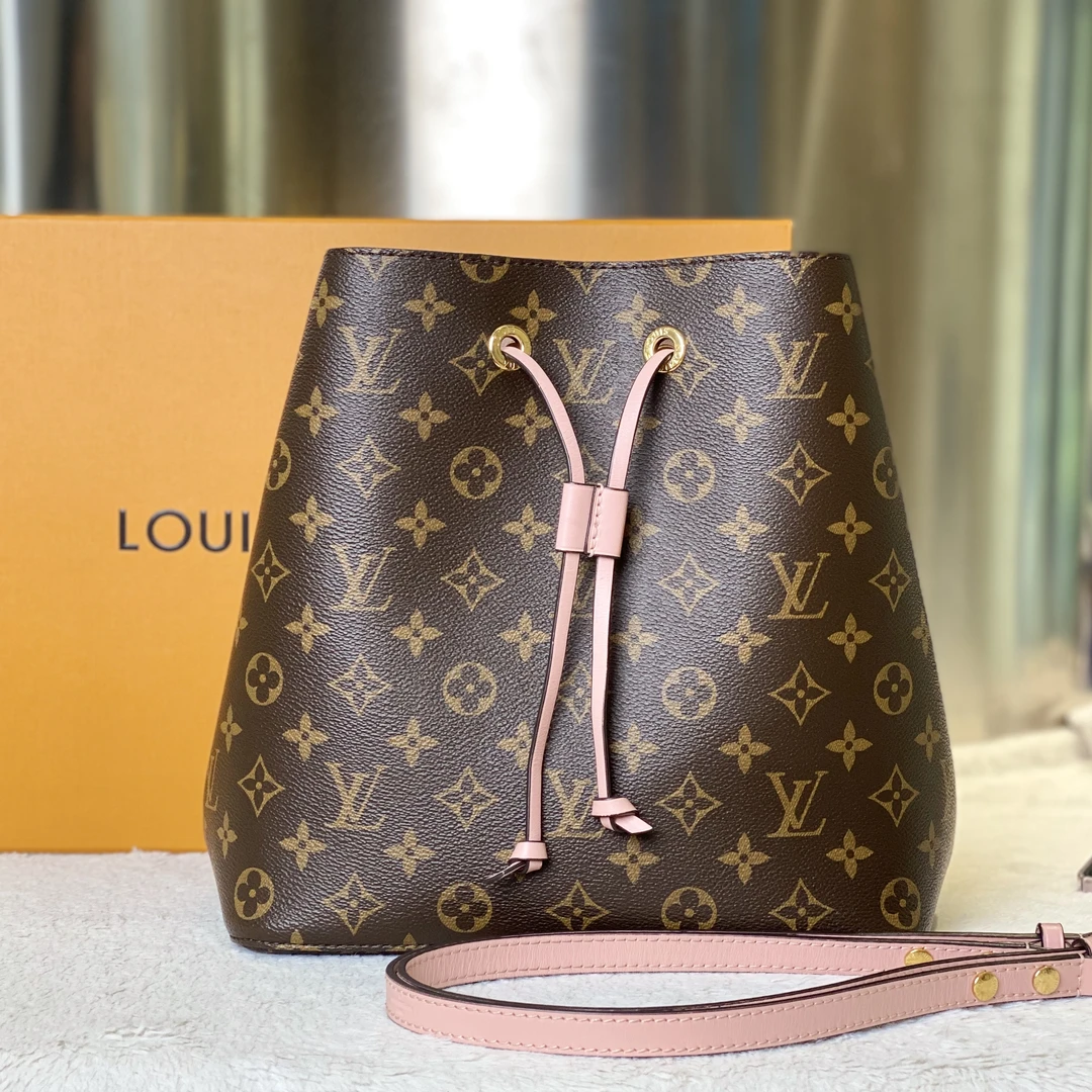 99新 LouisVuitton/路易威登 甄宝98新LV粉桶包单肩包2261