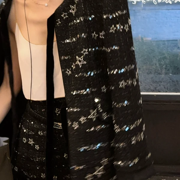 你的呵呵 意大利tweed_法式满幅立体珠绣系带香风外套丨高腰短裙