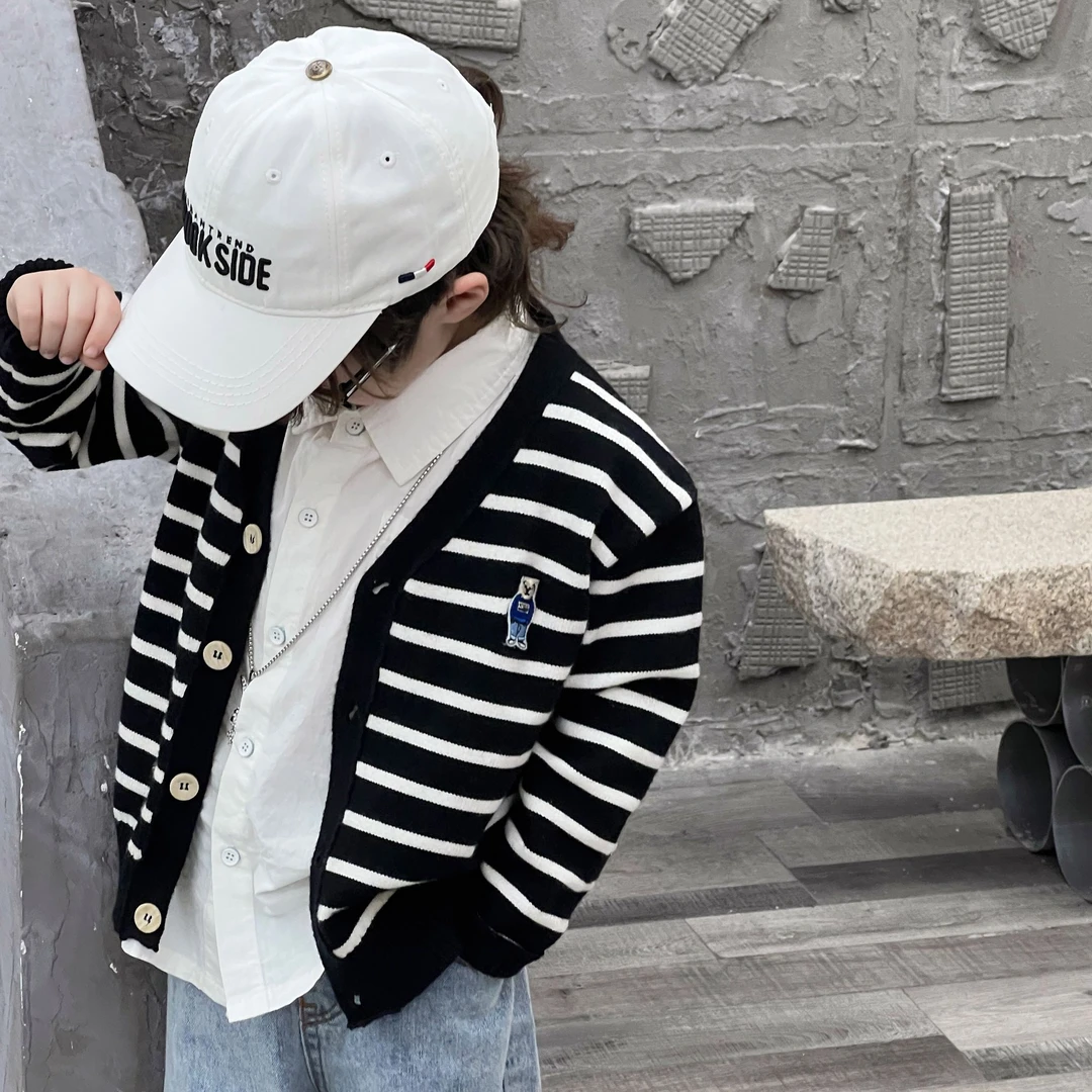 儿童秋冬条纹开衫女童针织衫轻时尚休闲韩版中童刺绣男童洋气V领