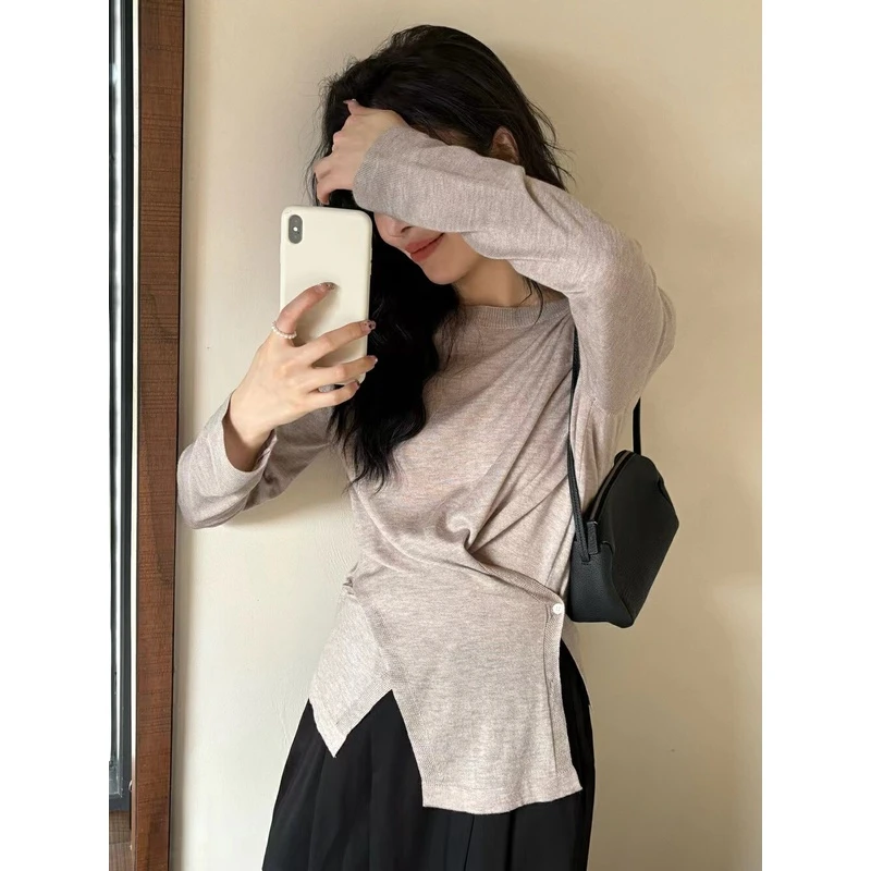 设计感交叉侧扣收腰显瘦针织衫早秋简约气质圆领长袖上衣T恤R1103