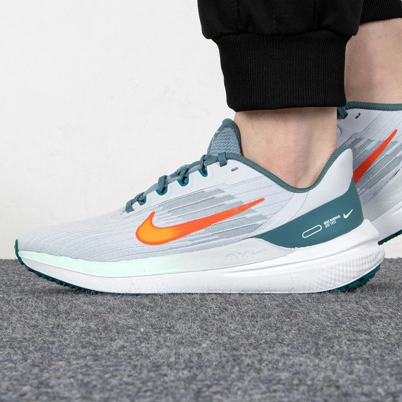 NIKE/耐克Air Zoom Winflo9 男子气垫透气运动跑步鞋DD6203-005