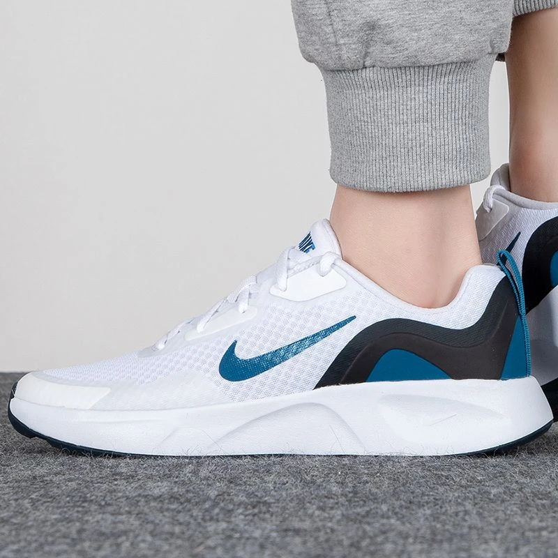 (泰牛清货）A30微瑕慎拍跑步鞋CJ3816-106(专柜样鞋后跟有氧化）