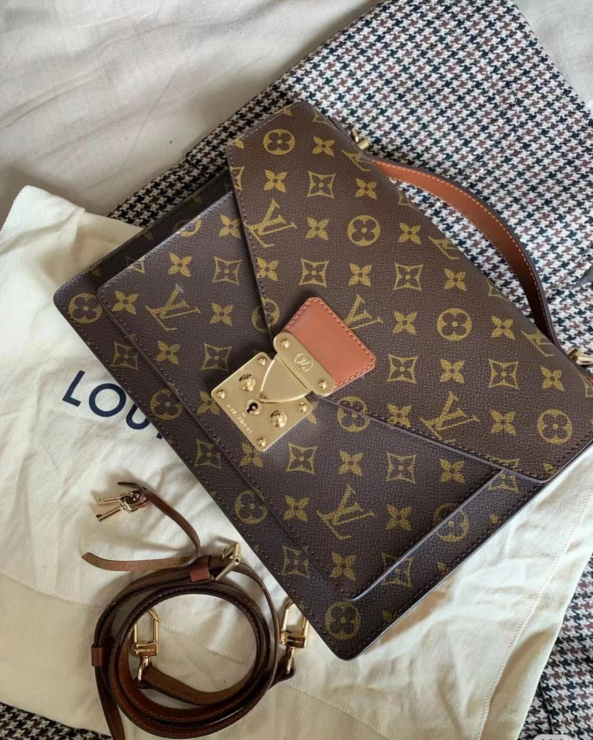 95新 LouisVuitton/路易威登 经典邮差蒙梭中号单肩包斜挎翻盖