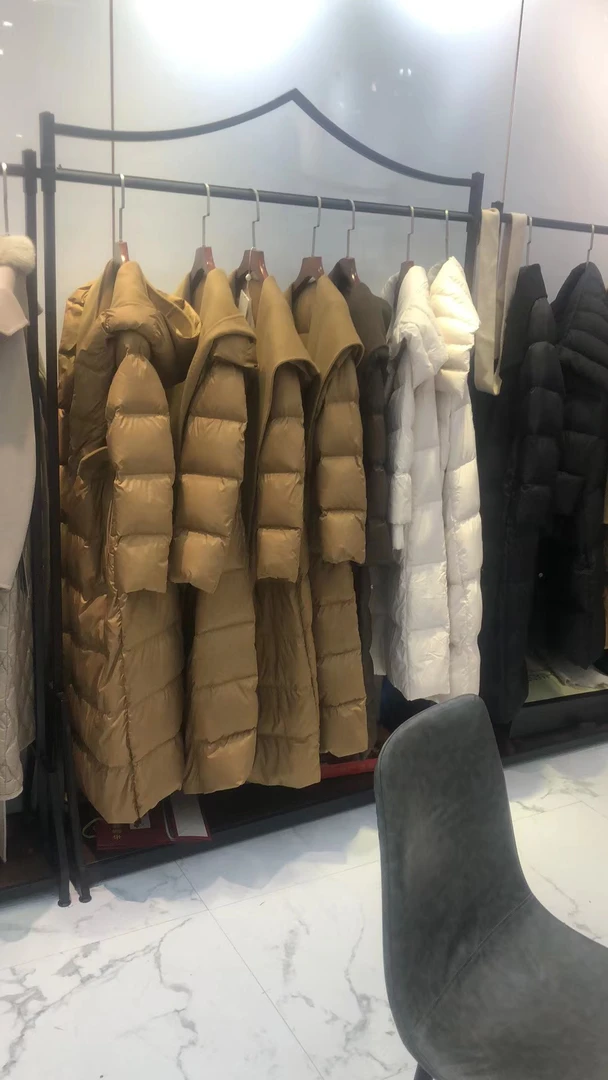 羊绒拼接帽款大衣外套