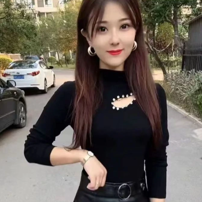 德绒镂空钉珠设计感T恤长袖显瘦时尚亮闪闪上衣打底衫内搭外穿