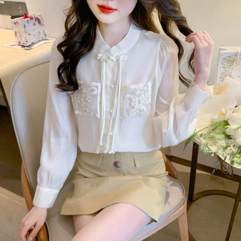 春季新款设计感刺绣盘扣上衣衬衫女款洋气长袖口袋衬衣【7908】