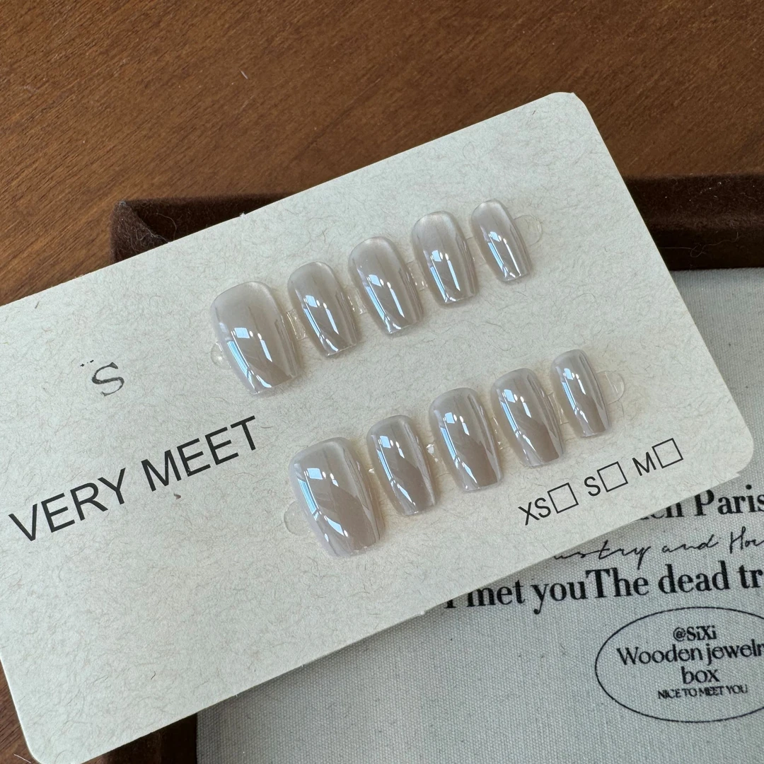 【VeryMeet - 穿戴甲】简约半手工 轻奢高级美甲甲片指甲贴P118