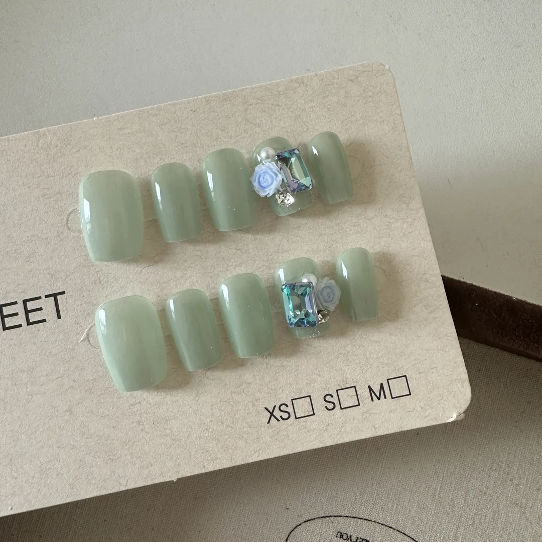 【VeryMeet】贴钻花边重工款穿戴甲轻奢高级美甲甲片美甲钻指甲贴片