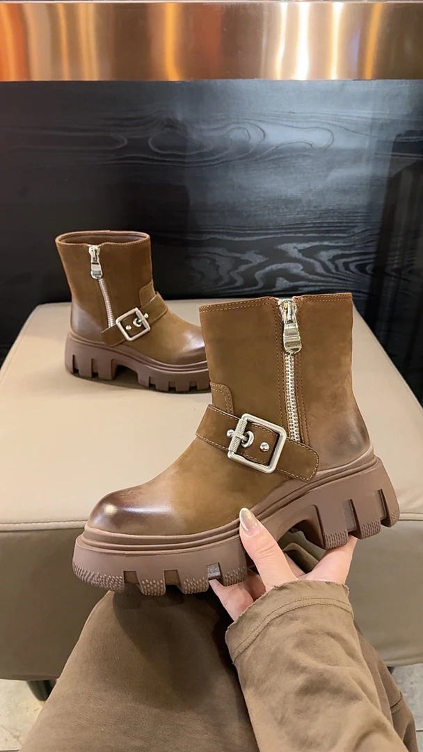 爱的睿时尚百搭复古真皮加绒短靴5599-12