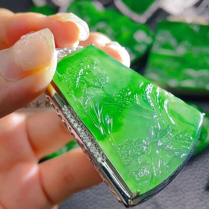 翡翠颈饰未镶嵌40，