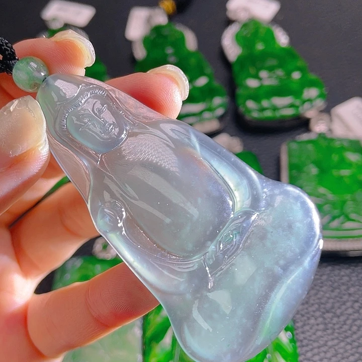 翡翠颈饰未镶嵌42，