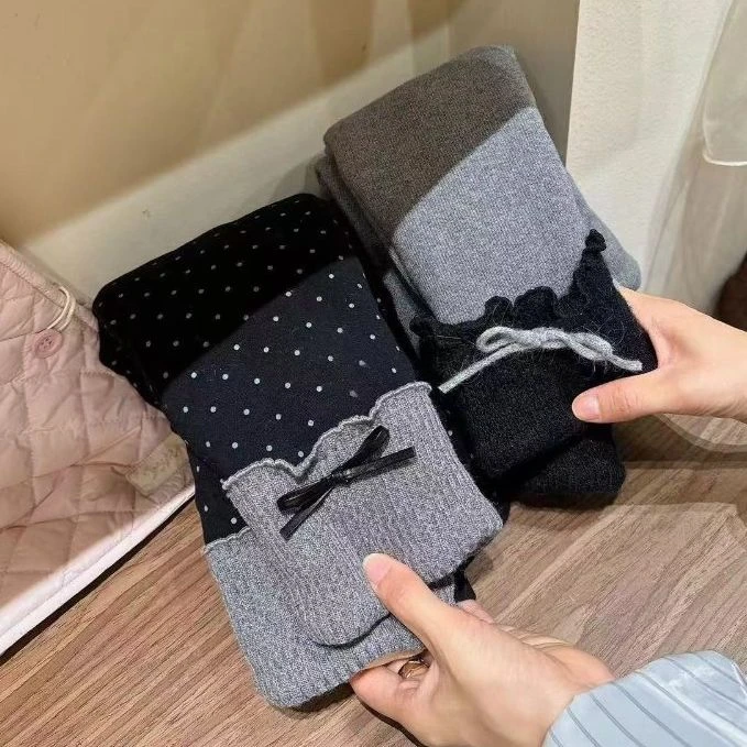 女童三层夹棉冬季新款女宝宝波点拼接蝴蝶打底裤儿童洋气保暖抗寒