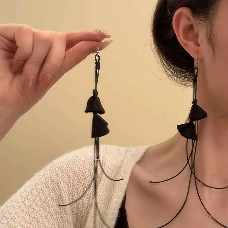 合金耳饰 微风记忆~新中式黑色长款流苏耳钉2024爆款女高级感耳环