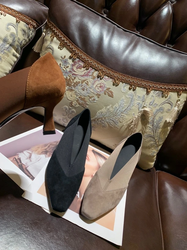 J奇家～895-2广州新款羊京皮跟鞋时尚洋气尖头弹力布5公分高跟鞋