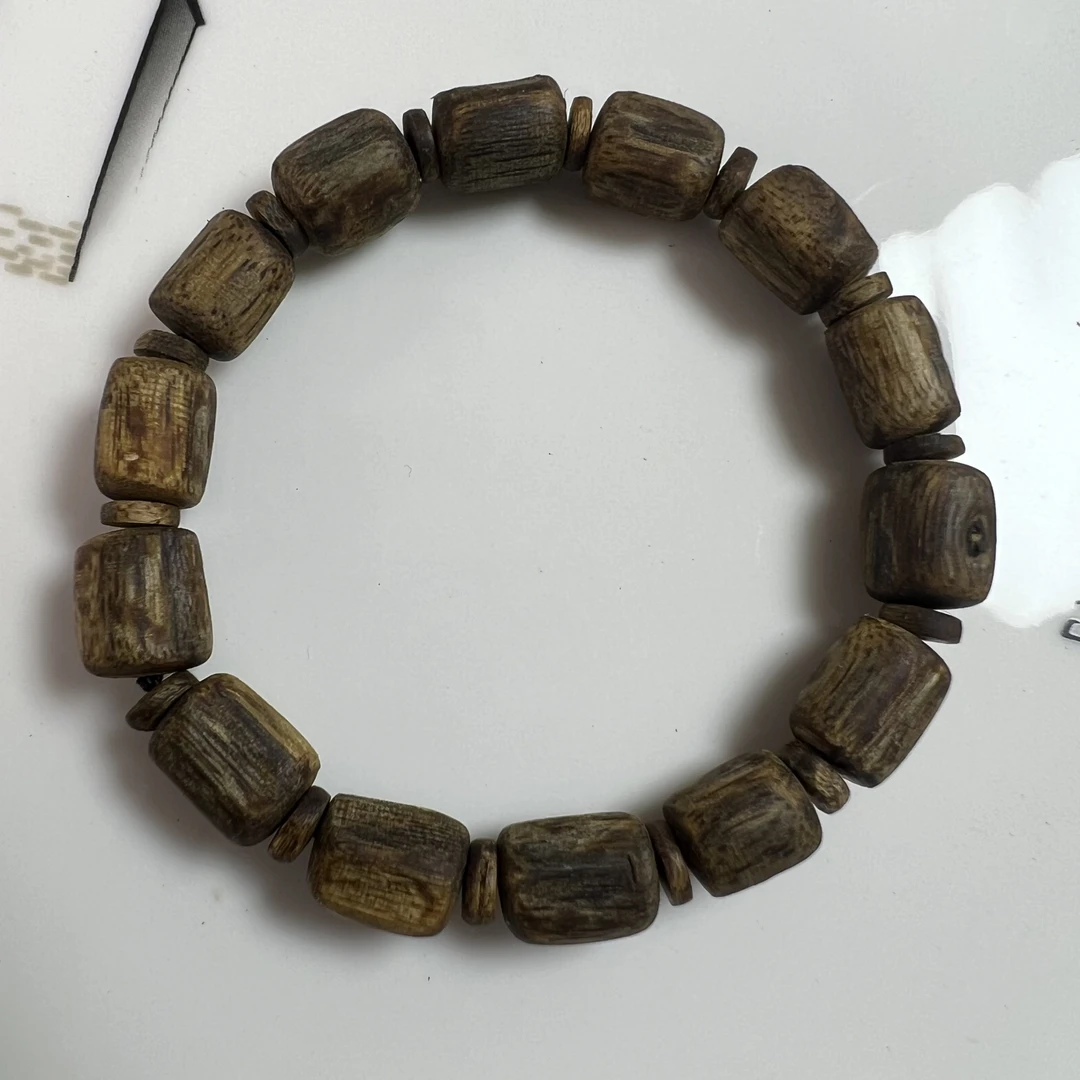 1.0莺歌绿奇楠沉香乌身圆叶随形手串男女士多样性发一