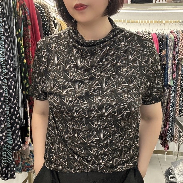 女士自由领针织真丝套头衫