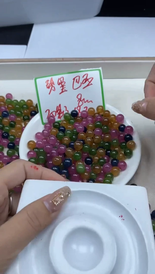 【闪购商品】碧玺颈饰未镶嵌w22碧*玺8mm*30颗