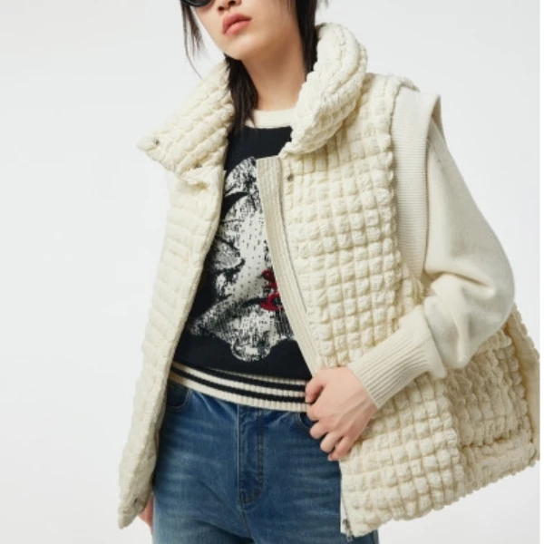 H·GENTEEL荷高 冬季新品形象款泡泡肌理柔软羽绒马夹GUC41560605