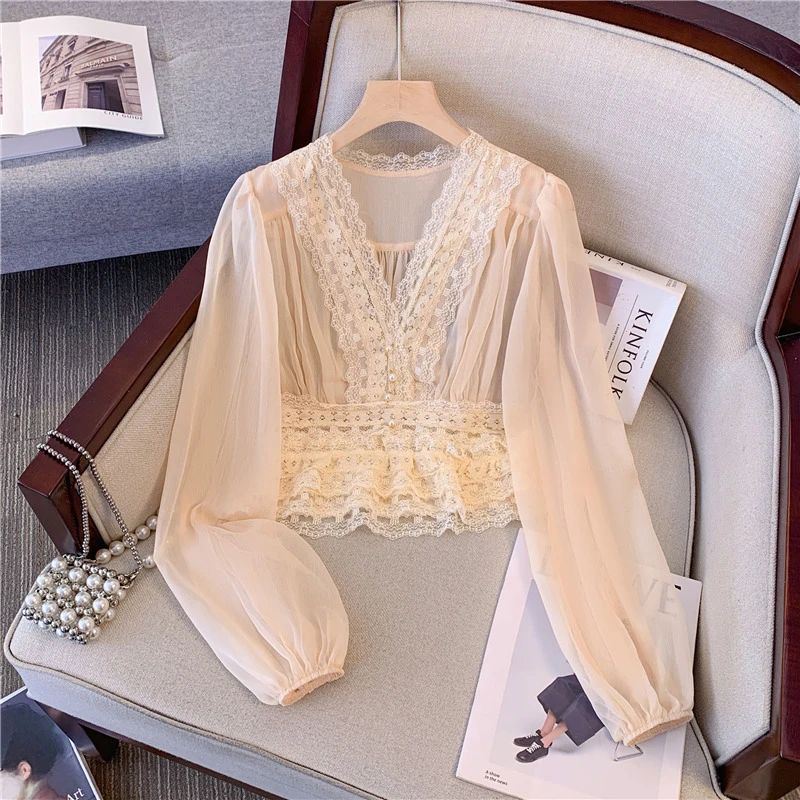 法式重工蕾丝拼接衬衫V领灯笼袖收腰显瘦气质衬衣百搭漂亮上衣