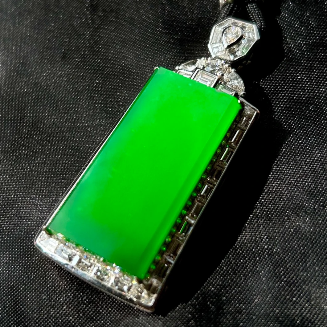 翡翠定制-联系客服专用链接