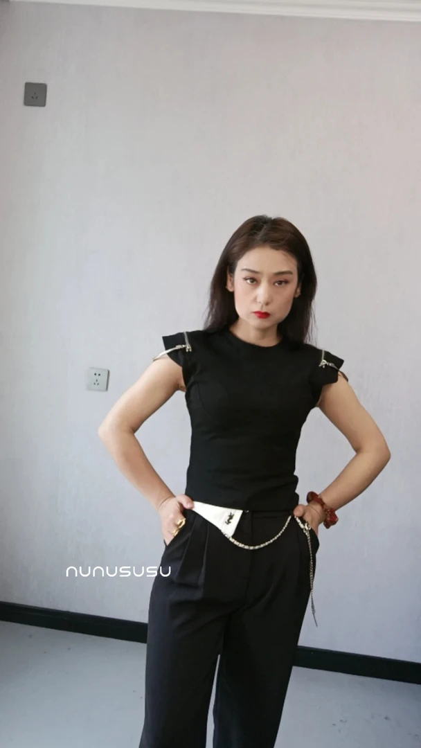 nunususu 设计款体恤