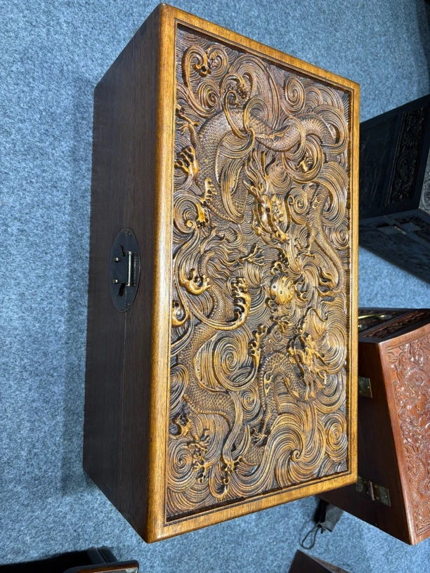 云龙大箱子一个一个