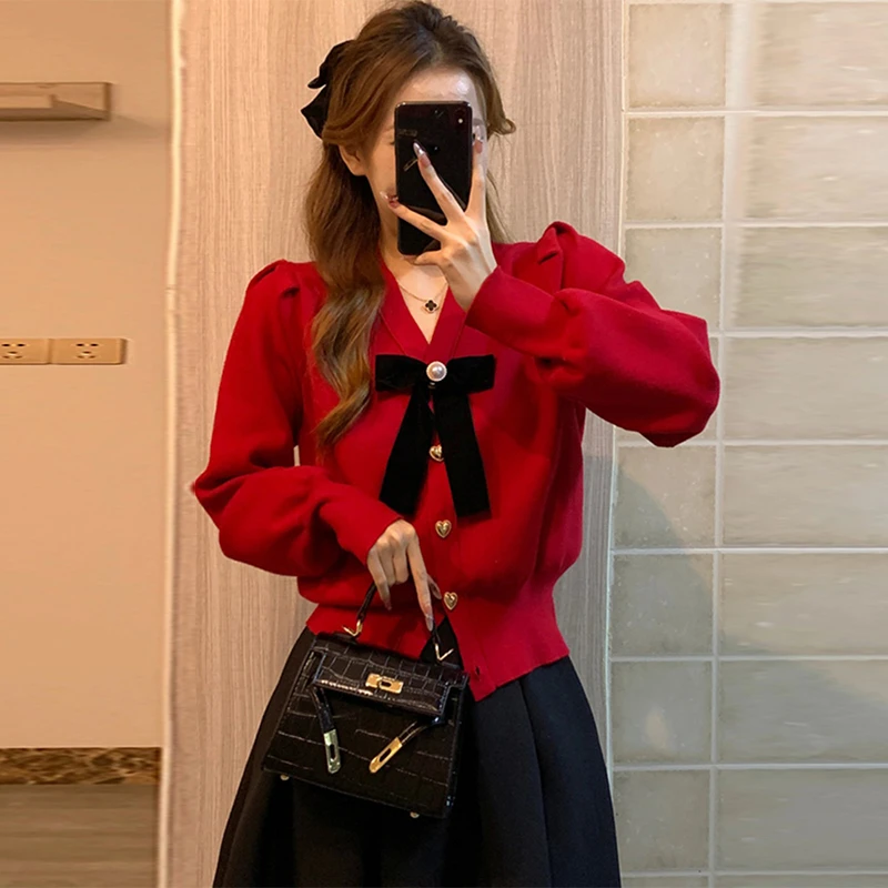 春秋红色蝴蝶结毛衣女V领针织开衫外套小香风过年本命年修身上衣