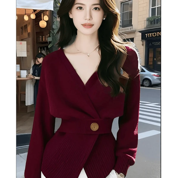 今年流行爆款气质毛衣女士2024秋季新款时尚慵懒高级V领针织上衣