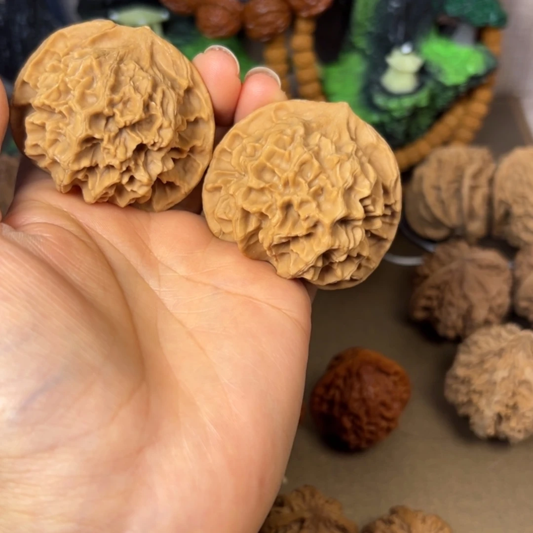 【闪购商品】文玩核桃吊坠丶*