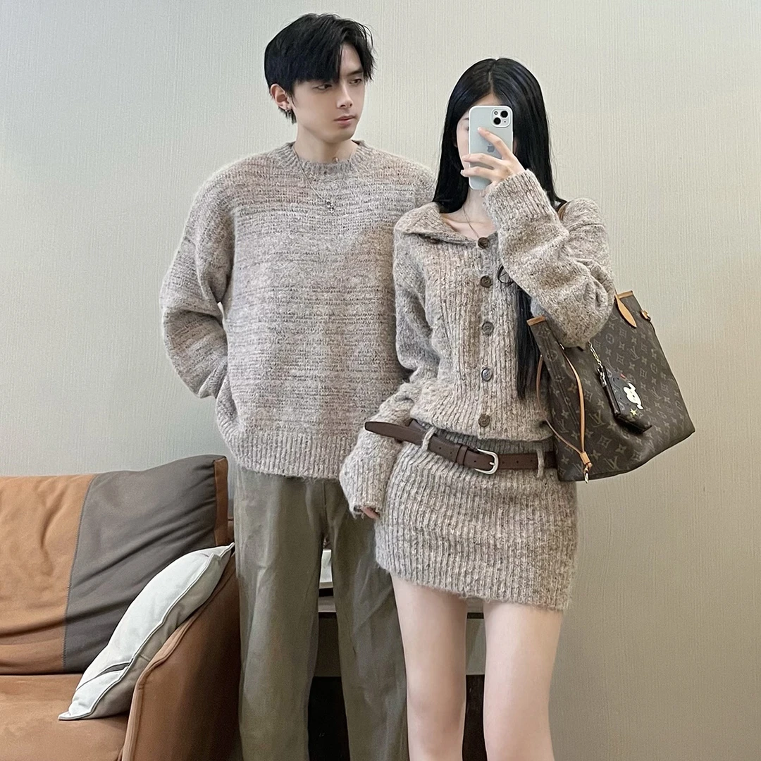 法式复古辣妹风毛衣连衣裙韩版休闲小众设计感针织衫情侣一衣一裙