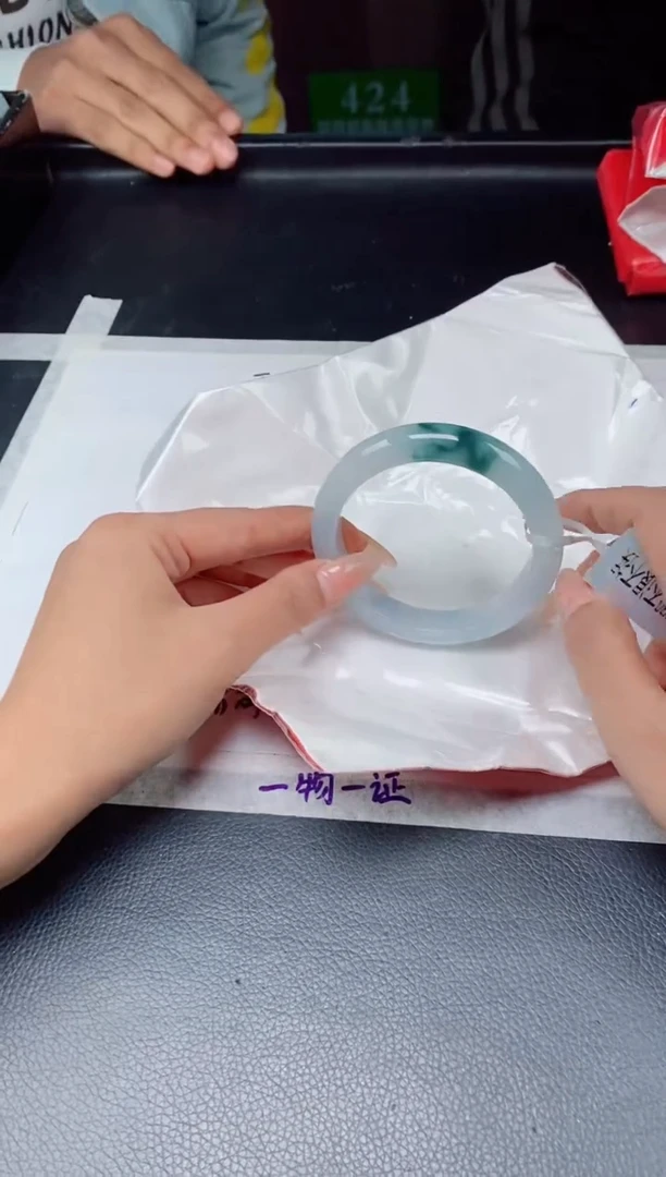 【闪购商品】翡翠手镯未镶嵌翡翠手镯