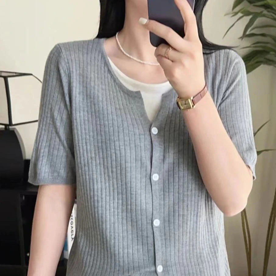 8假两件薄款圆领针织开衫女夏季2024新款纯色设计感打底上衣