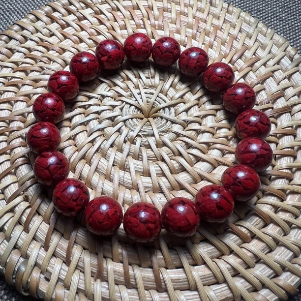 天然辰砂天然朱砂原矿辰砂卡10mm手链