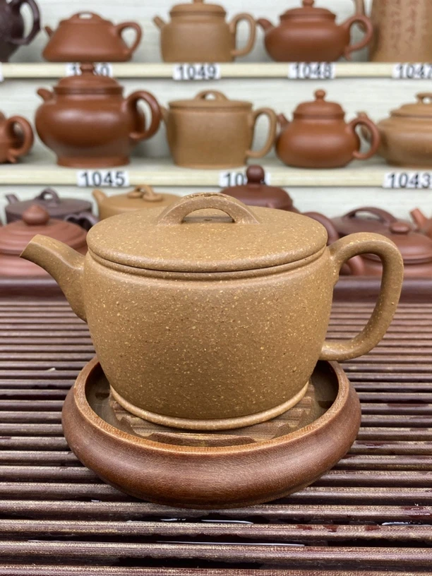 汉瓦壶、黄龙山台西矿区中层团泥、传统半手工制作、300cc。