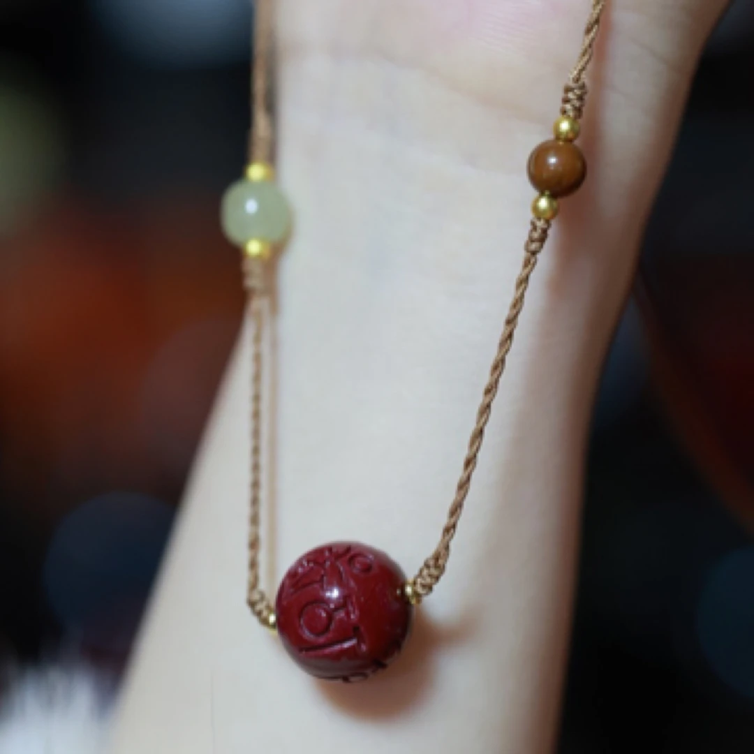 天然辰砂天然朱砂回纹珠项链女本命年单珠吊坠手编绳高级感毛衣链