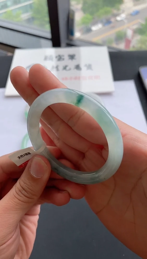 【闪购商品】翡翠手镯未镶嵌14号54.9*8.7*8.8圆条