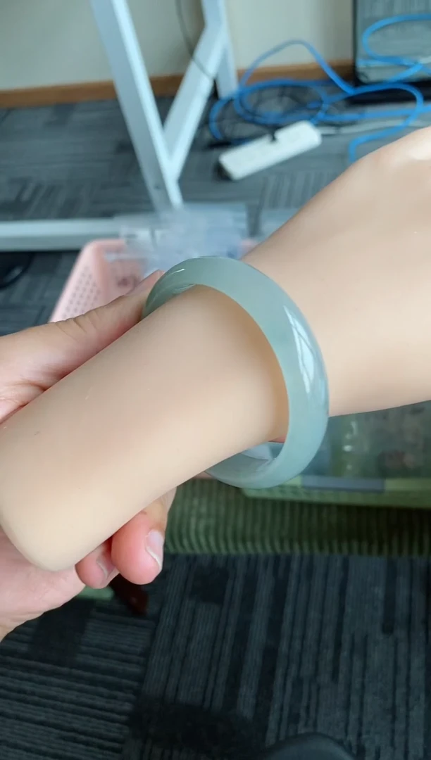 【闪购商品】翡翠手镯未镶嵌6号56.3*13.4*8.0正圈