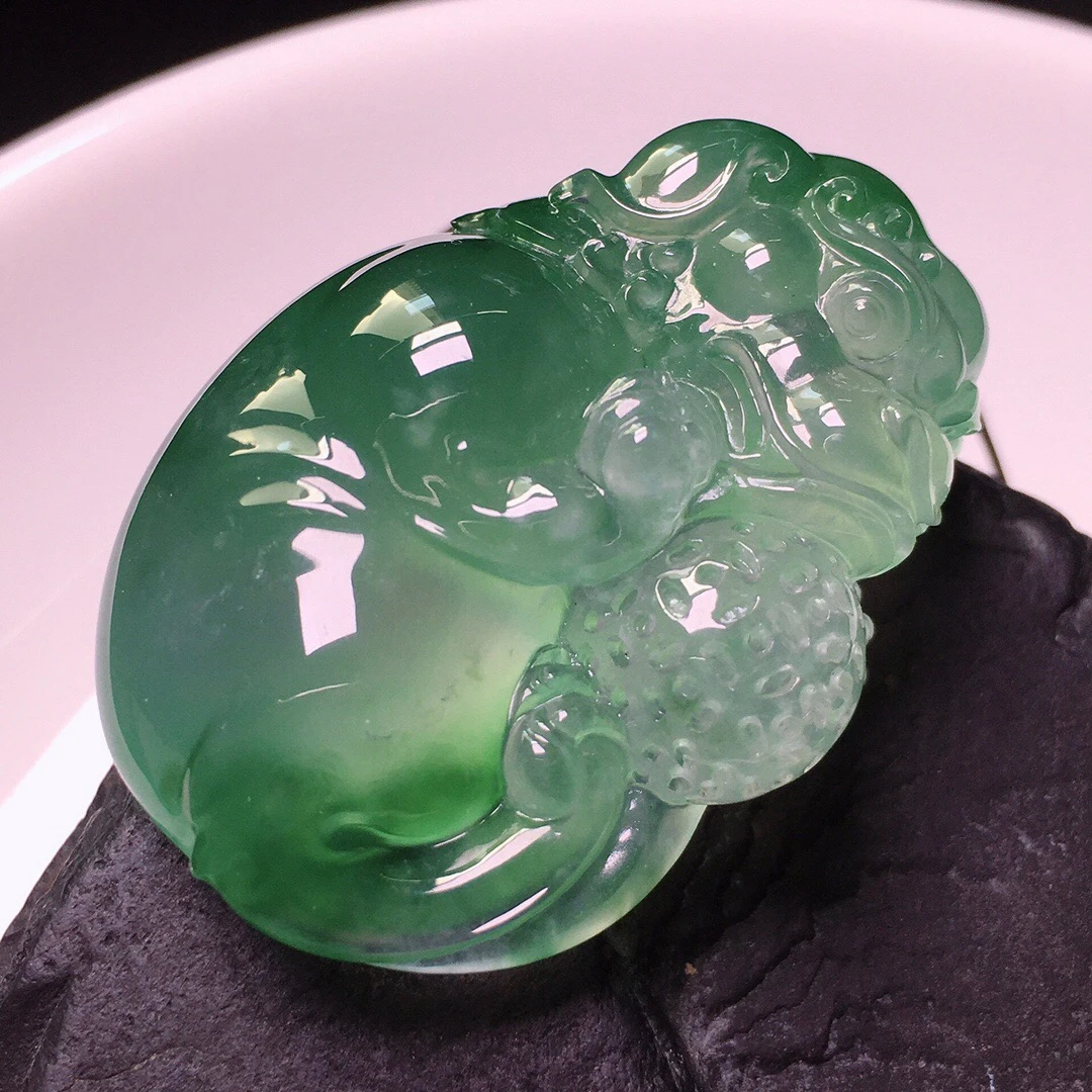 天然缅甸A货翡翠珠链（联系客服链接）