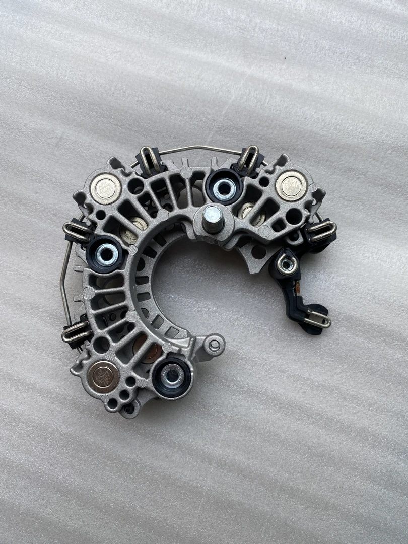 福特新全顺发电机二极管整流桥整流器