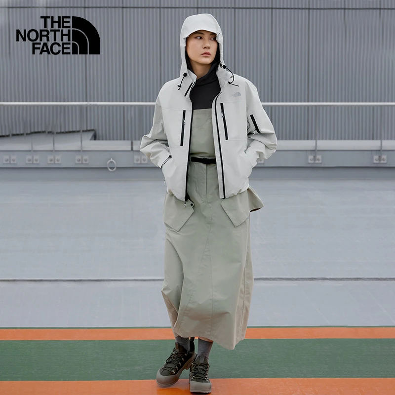 北面UE设计师款可拆卸硬壳冲锋衣女防水户外TheNorthFace|8A8S