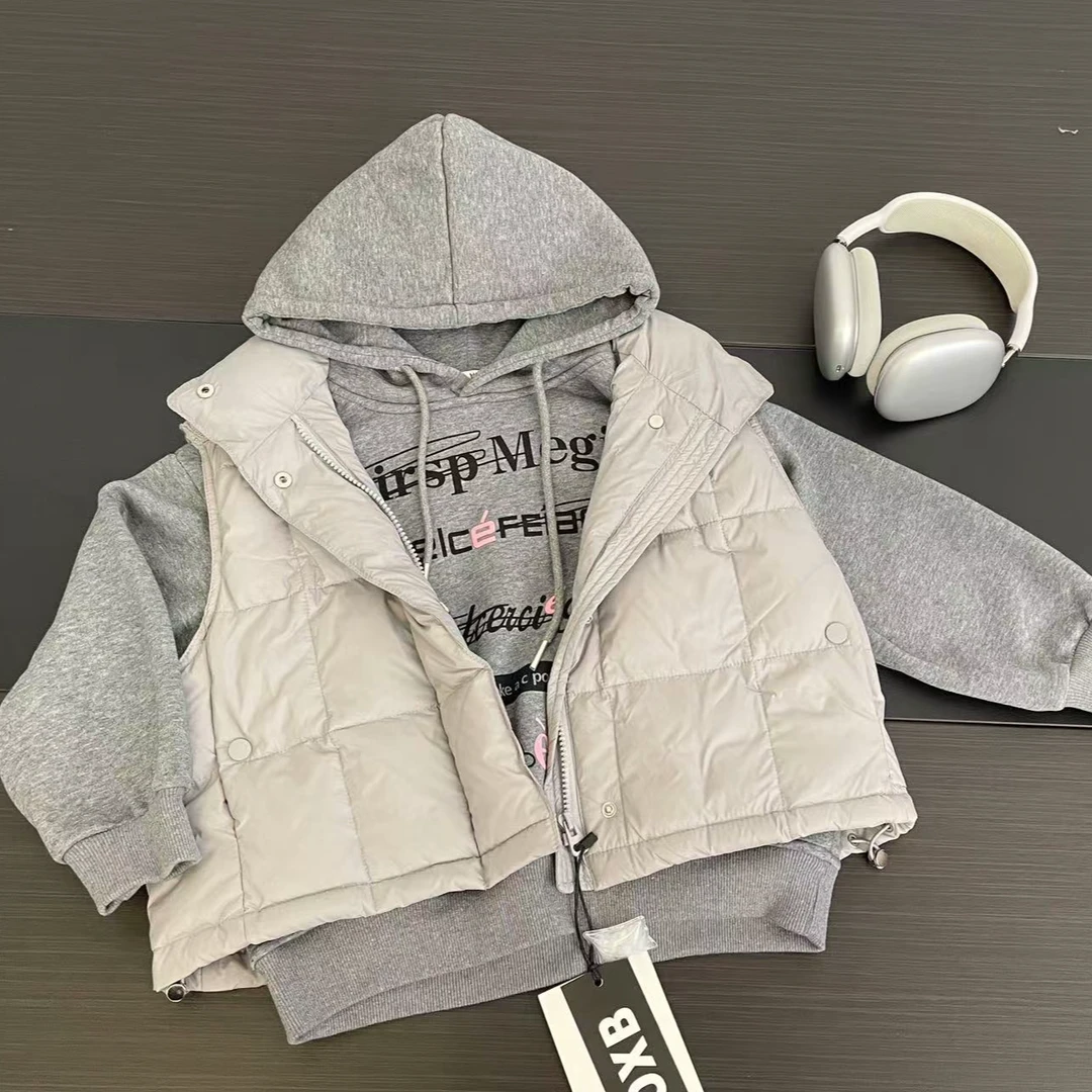 @三小只 羽绒马甲秋冬2024洋气儿童马甲宽松慵懒舒适卫衣套装