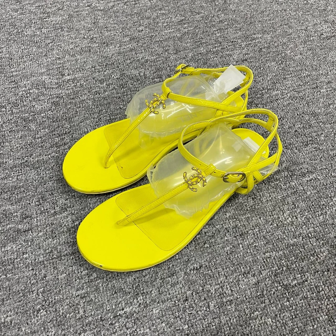 Chanel 香奈儿 经典Logo 凉鞋 95新 37.5码