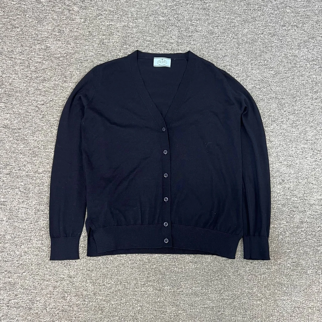 Prada 普拉达 羊毛针织开衫 38码 全新带吊