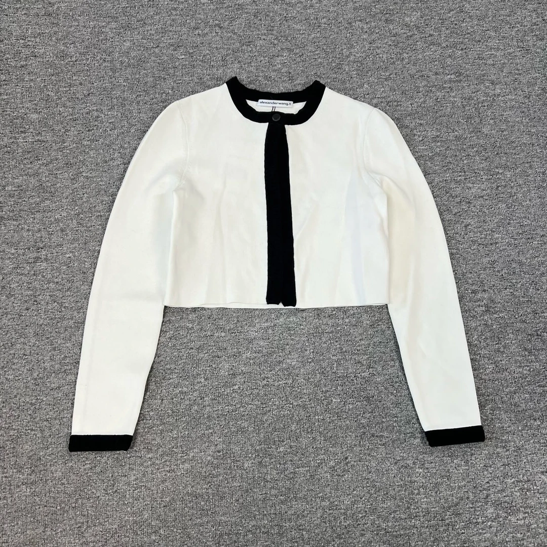 全新带吊 Alexander wang 大王 黑白拼色 小短款开衫