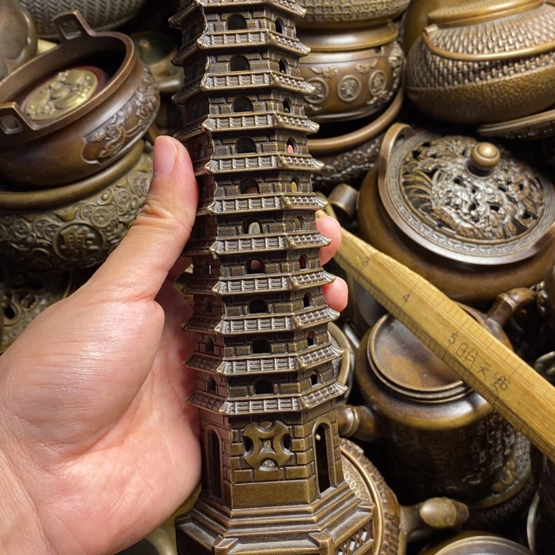 精美铜器做工精良
