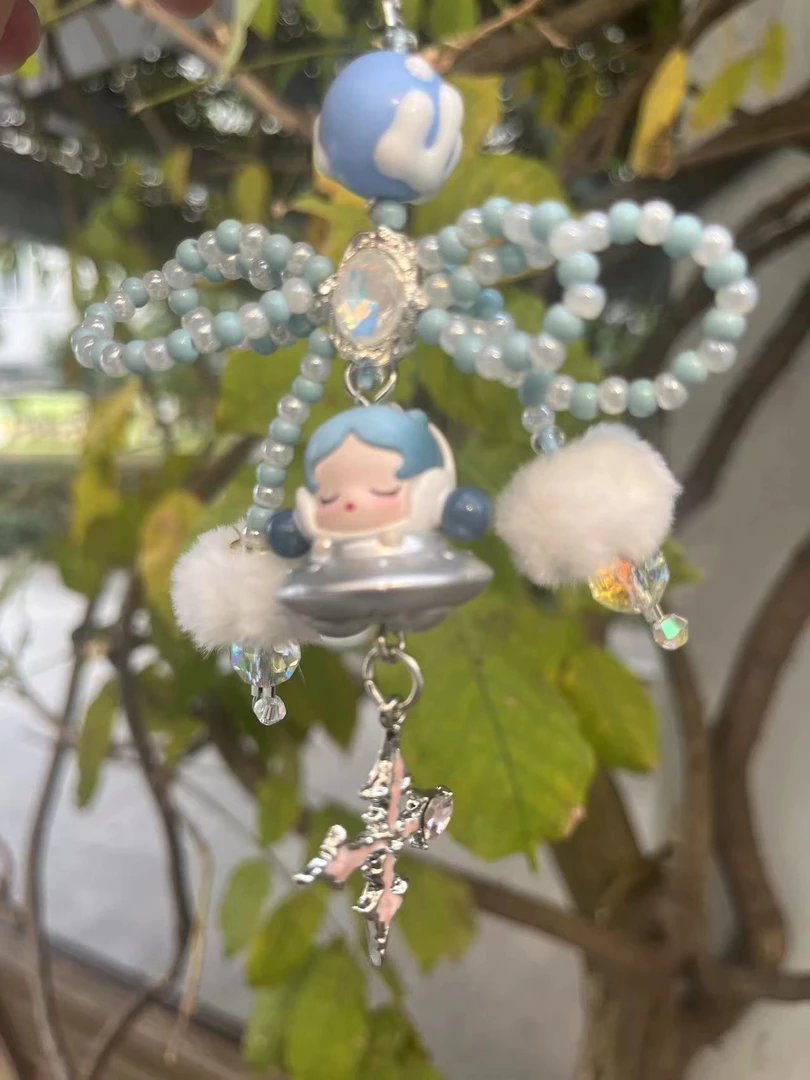 最新Popmart宝蓝色飞碟sp重工手机链