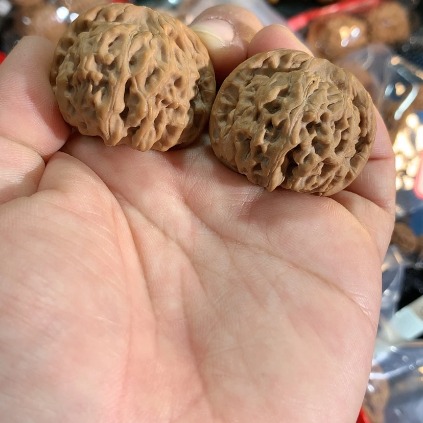 【闪购商品】文玩核桃吊坠37天地二爷帽