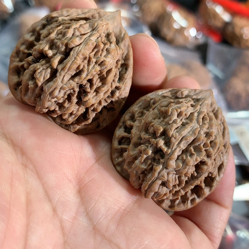 【闪购商品】文玩核桃吊坠自***飞