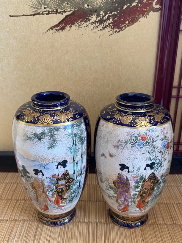手绘日瓷萨摩烧花瓶一对