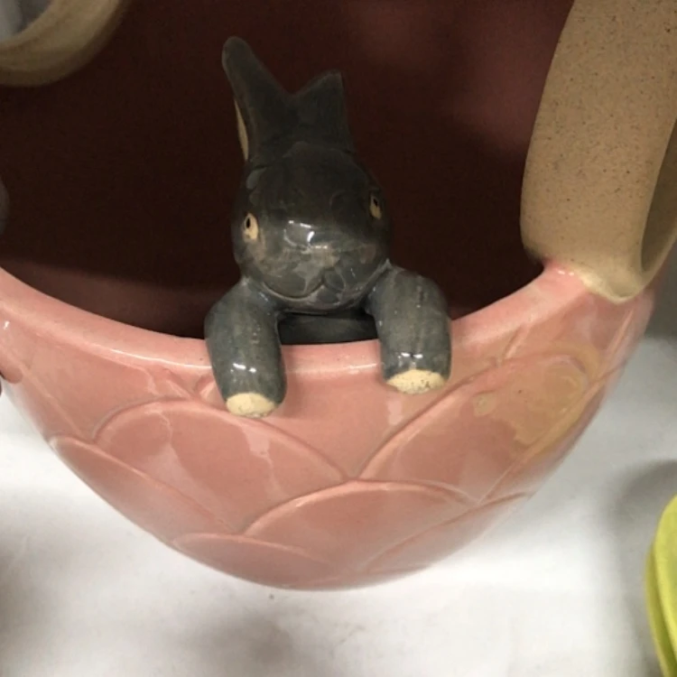 【闪购商品】陶瓷摆件?**月
